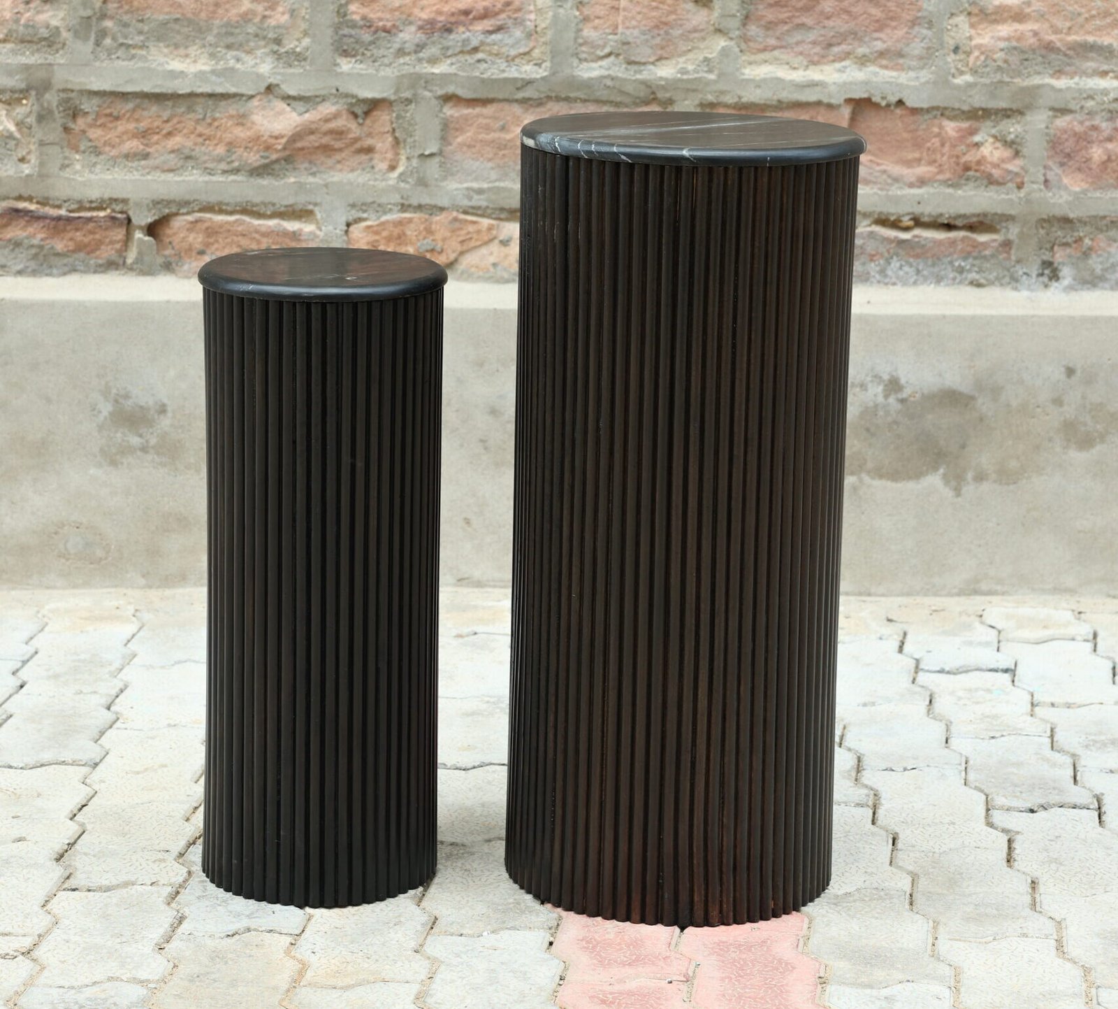 Noir Fluted Pedestal Set
